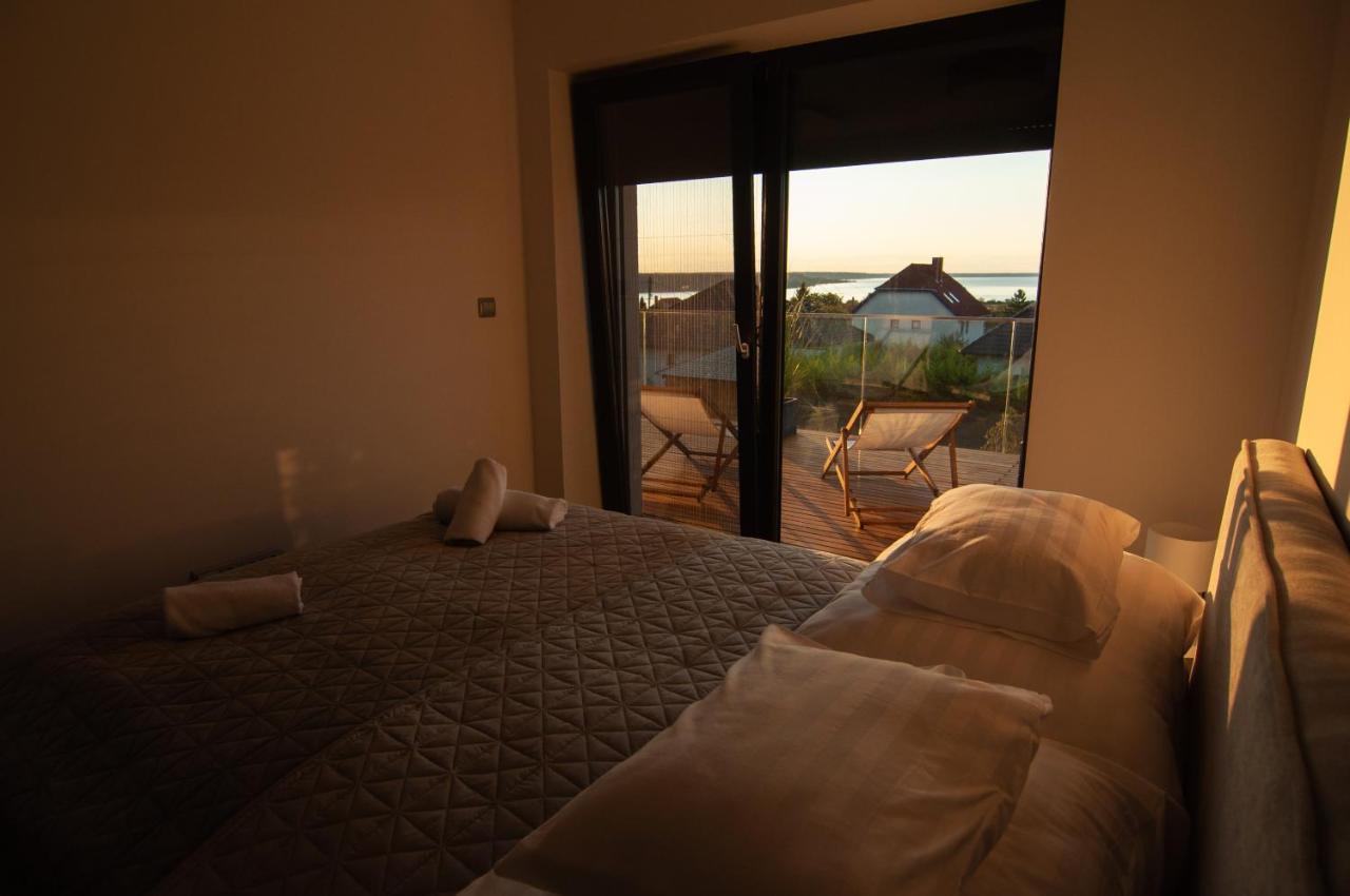 Skyline Resort Balatonalmadi Bagian luar foto