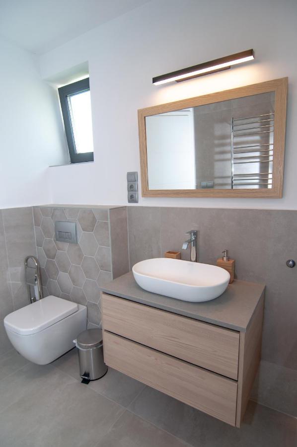 Skyline Resort Balatonalmadi Bagian luar foto
