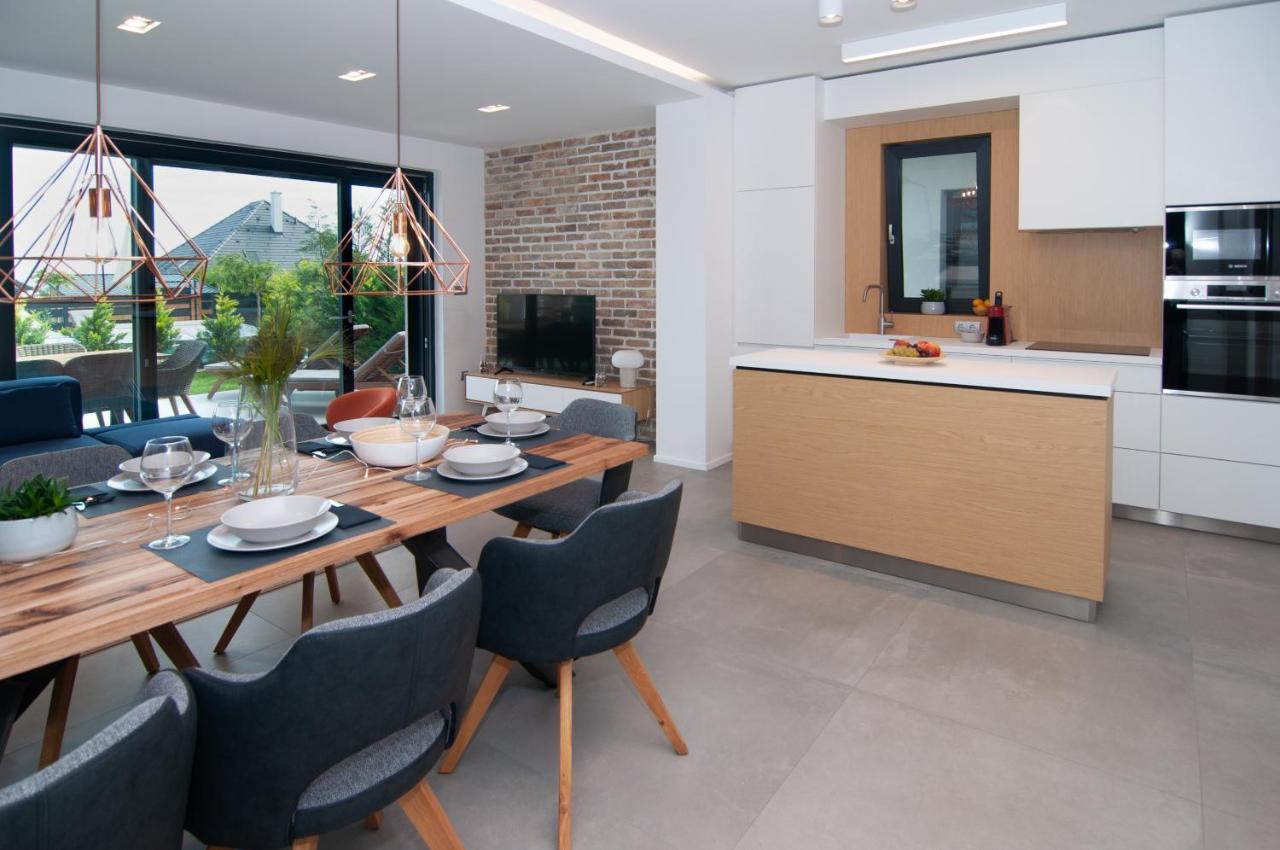 Skyline Resort Balatonalmadi Bagian luar foto